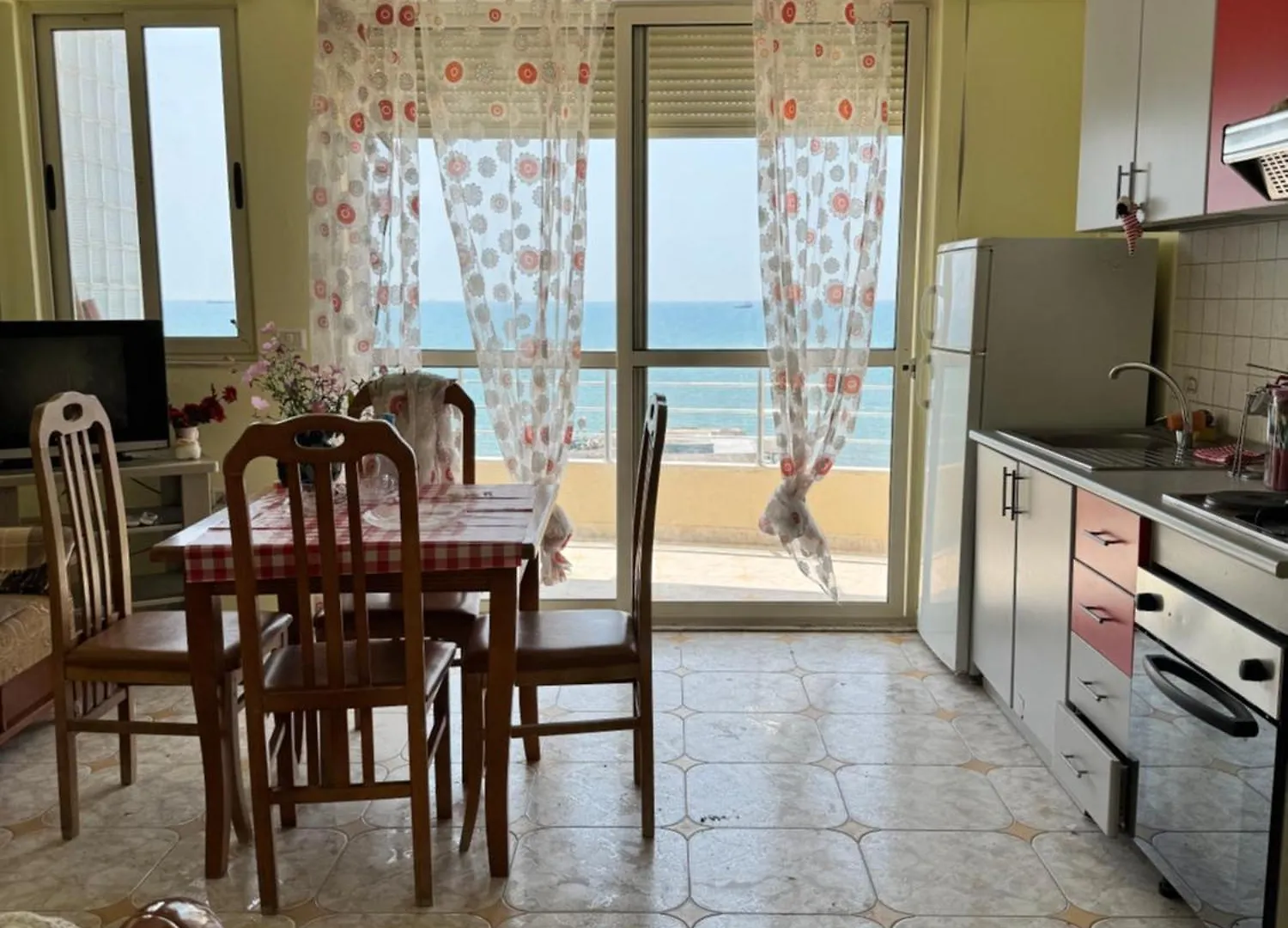 Lägenhet Beach Front Aparts Durrës